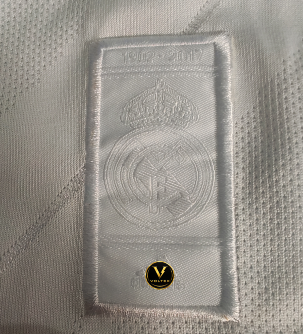 10 Real Madrid Home 2017-18 Full Sleeves Authentic Retro Retro