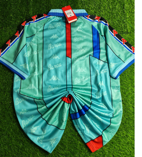 16 FC Barcelona Away 1996-97 Authentic Retro Jersey