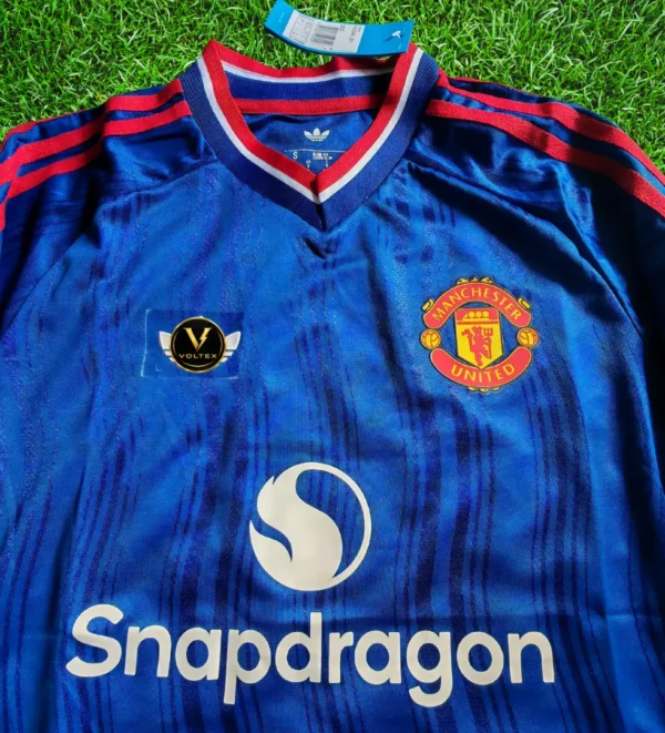 37 Manchester United Away 2026–27 Player Version Jersey
