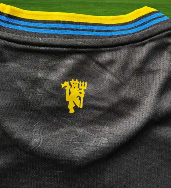 44-1 Manchester United Third 25-26 Full Sleeves Fan Version Jersey