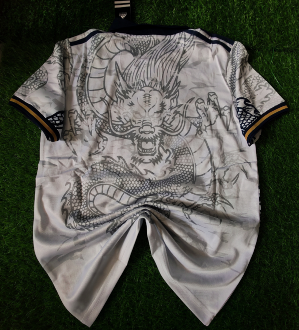 67 Real Madrid White Dragon Edition Fan Version Jersey