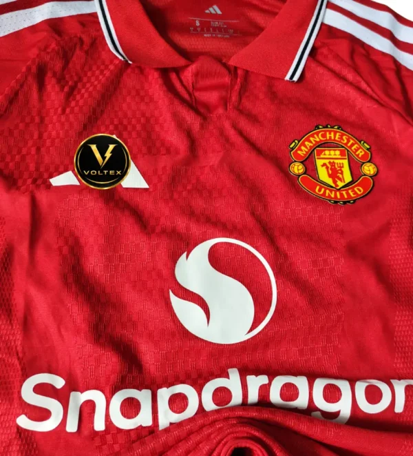 98 Manchester United 26-27 Full Sleeves Player Version Jersey
