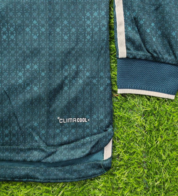 Real Madrid Away 26-27 Full Sleeves Player Version Jersey