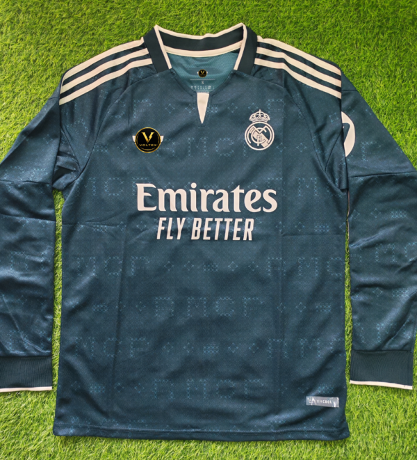 Real Madrid Away 26-27 Full Sleeves Master Version Jersey